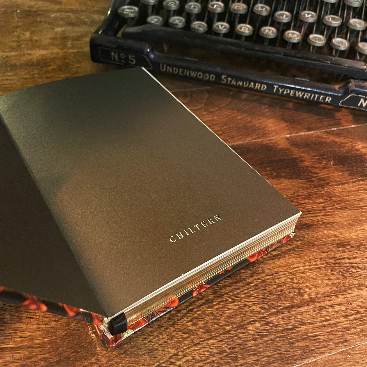 The Secret Garden, Chiltern Collectible Hardcover Classic, Bonded Leather Covers, Gilded Pages, and Ribbon Marker
