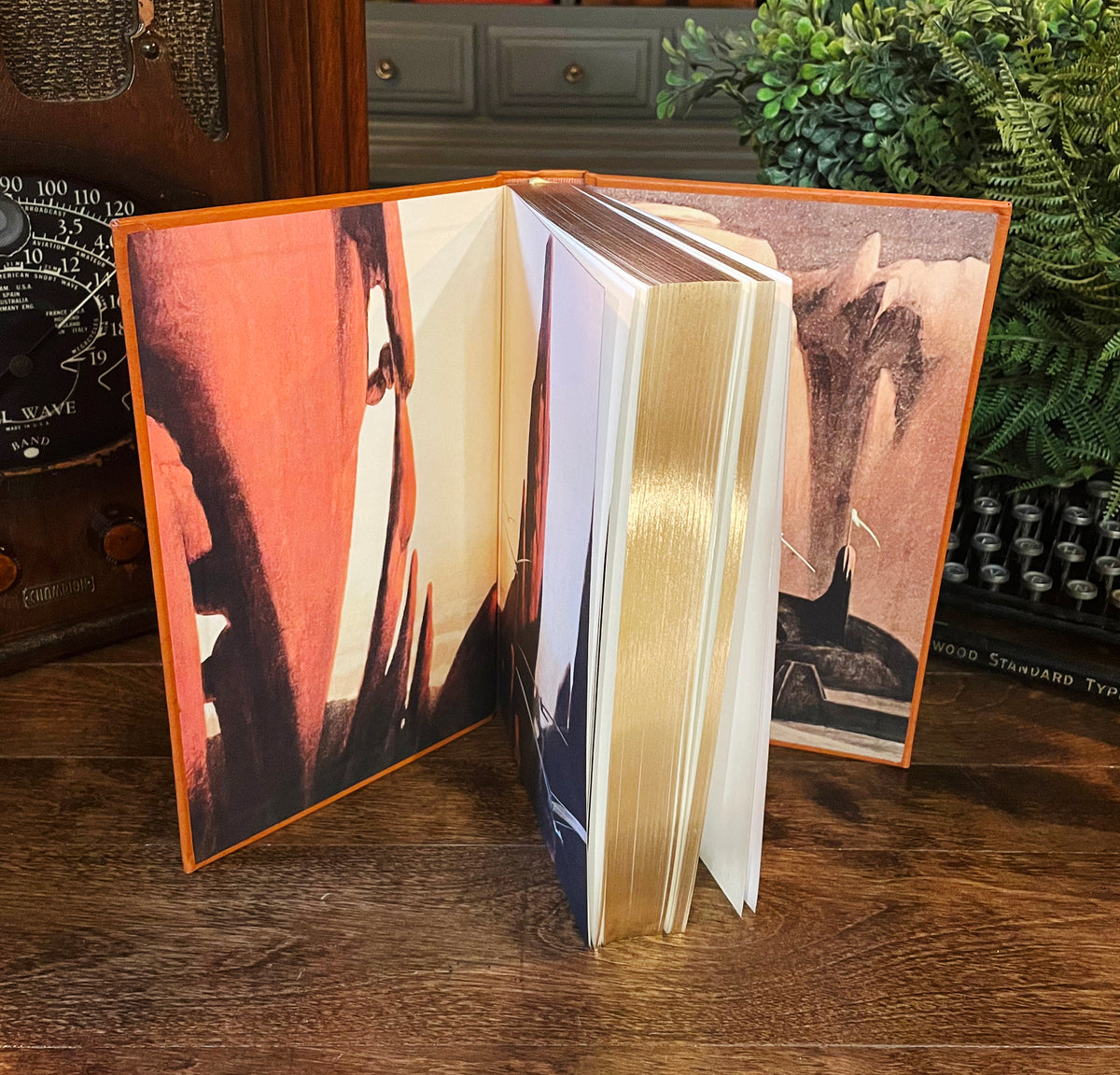 Dune, Collectible Hardcover Classic, Bonded Leather with Gilded Pages and Ribbon Marker