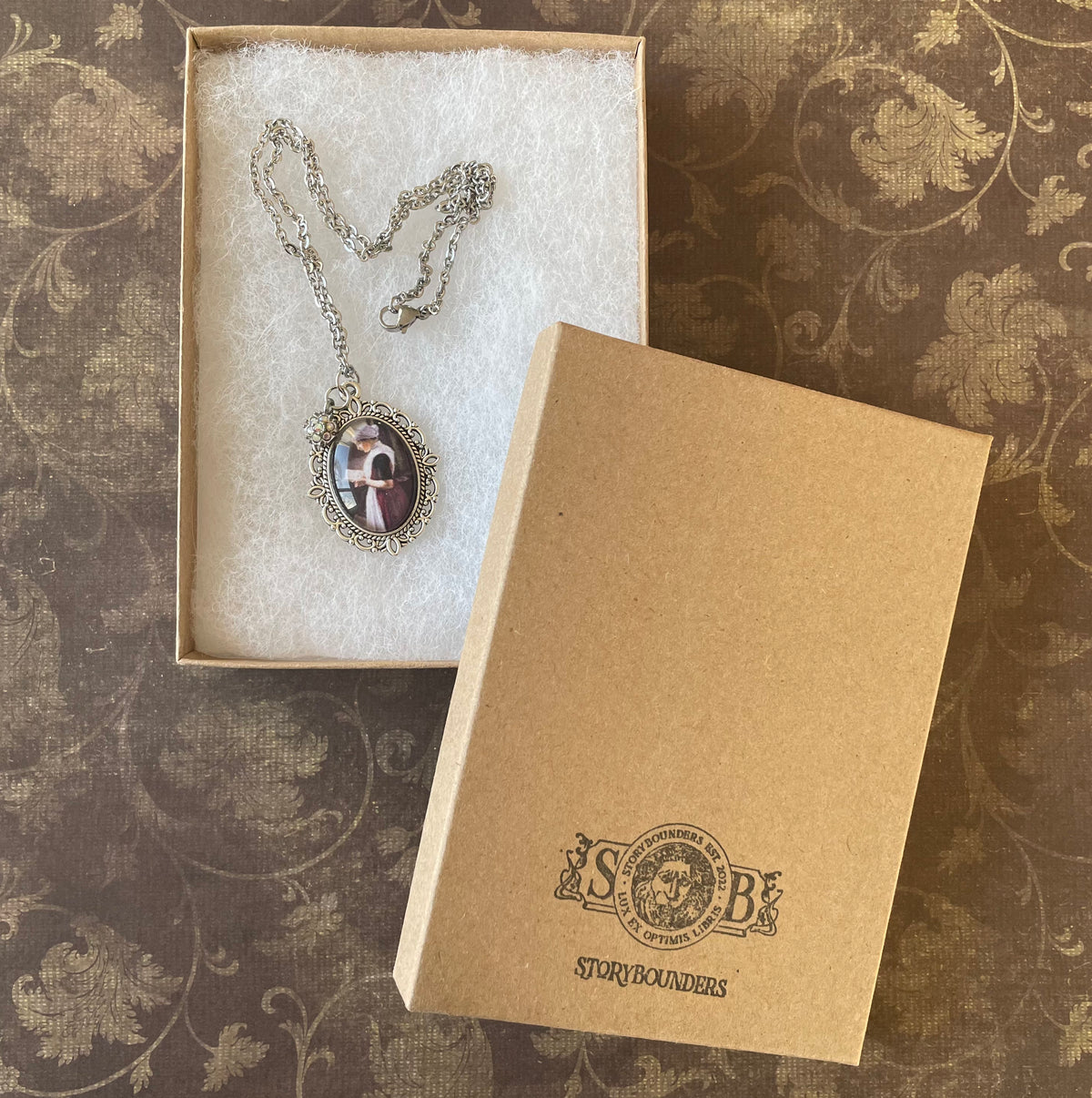 Amsterdam Orphan Girl Pendant Necklace, Silver Necklace, Portrait Necklace, 18” silver chain