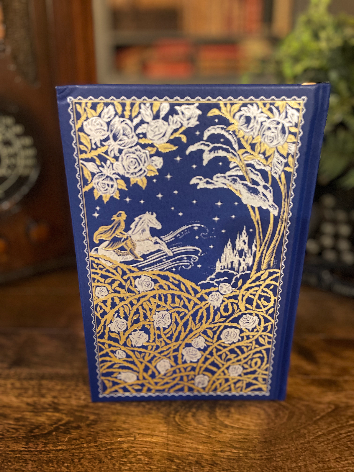 Grimm’s Complete Fairy Tales, Collectible Hardcover Classic, Bonded Leather with Gilded Pages and Ribbon Marker