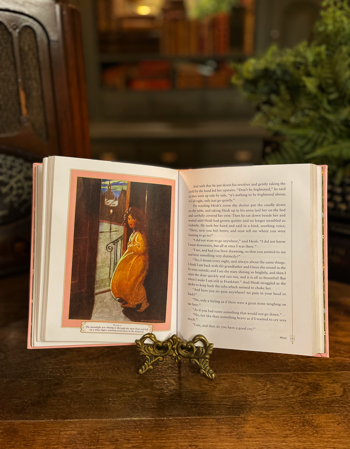 Heidi, Collectible Hardcover Classic, Bonded Leather with Classic Illustrations, Gilded Pages, and Ribbon Marker