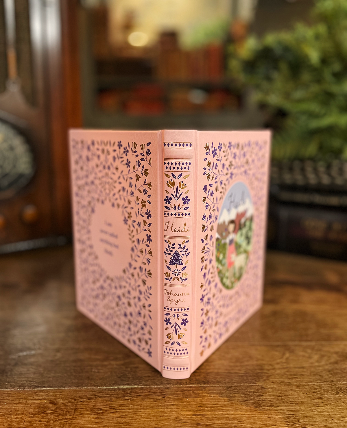 Heidi, Collectible Hardcover Classic, Bonded Leather with Classic Illustrations, Gilded Pages, and Ribbon Marker