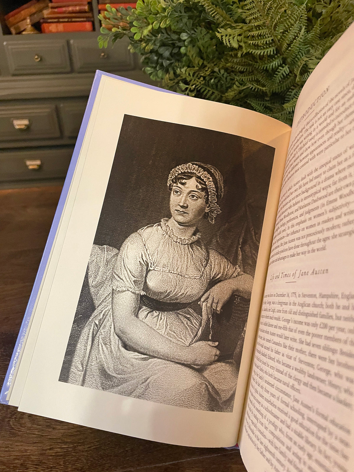 Jane Austen, The Complete Novels, Collectible Hardcover Classic, Bonded Leather with Gilded Pages and Ribbon Marker