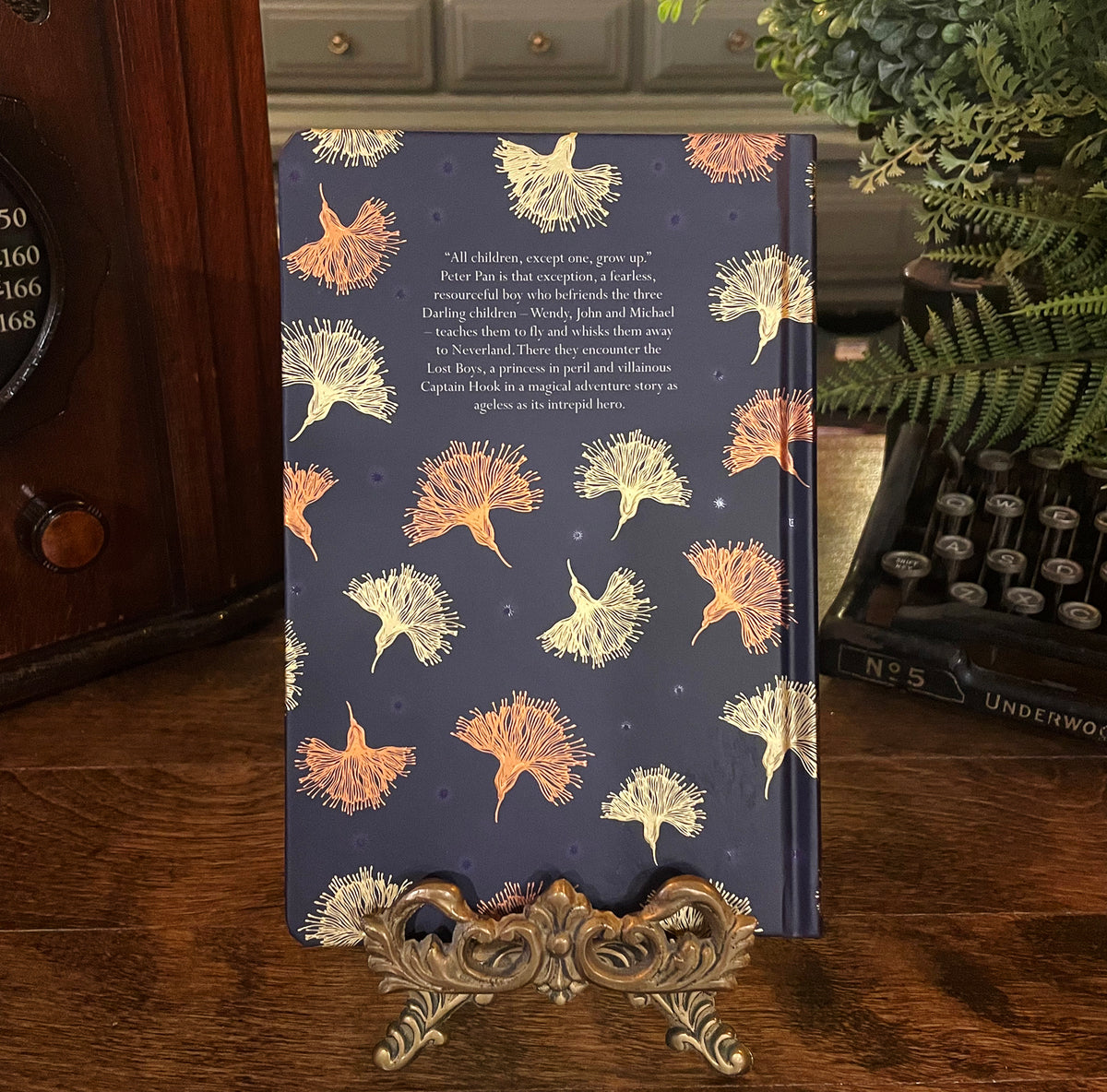 Peter Pan, Chiltern Collectible Hardcover Classic, Bonded Leather Covers, Gilded Pages, and Ribbon Marker