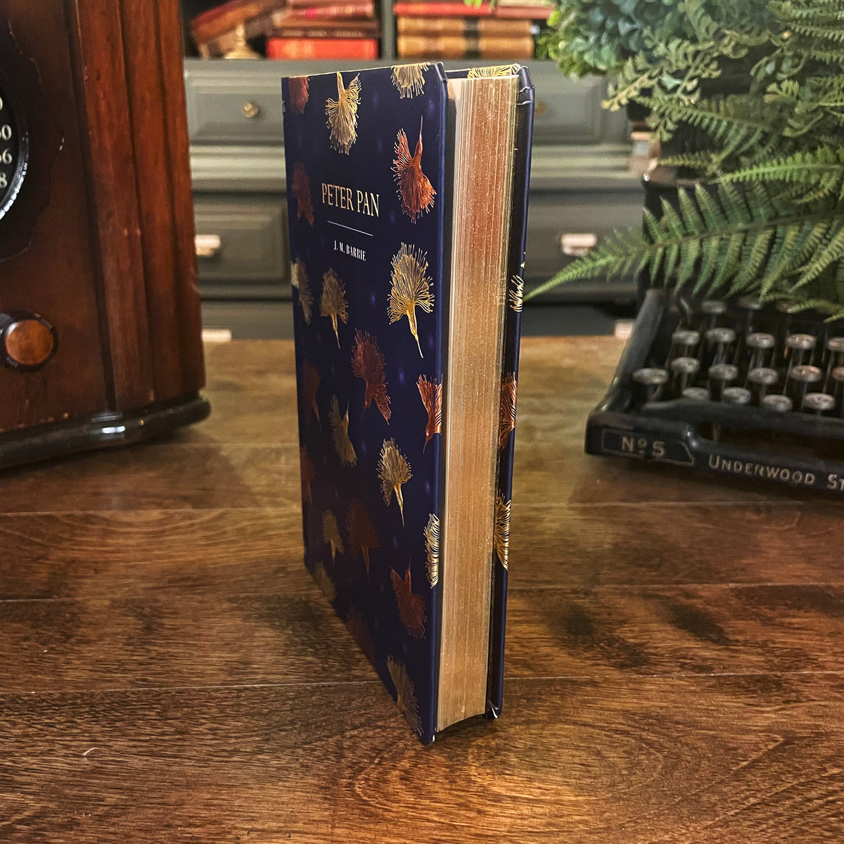 Peter Pan, Chiltern Collectible Hardcover Classic, Bonded Leather Covers, Gilded Pages, and Ribbon Marker