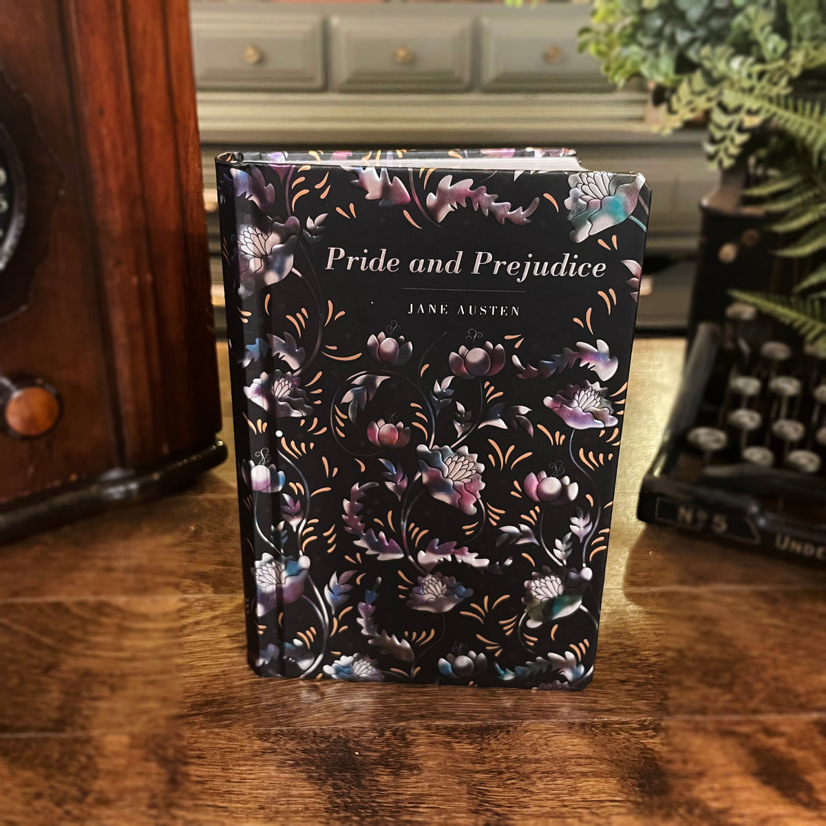 Pride & Prejudice, Collectible Hardcover Classic, Bonded Leather Covers, Gilded Pages, and Ribbon Marker