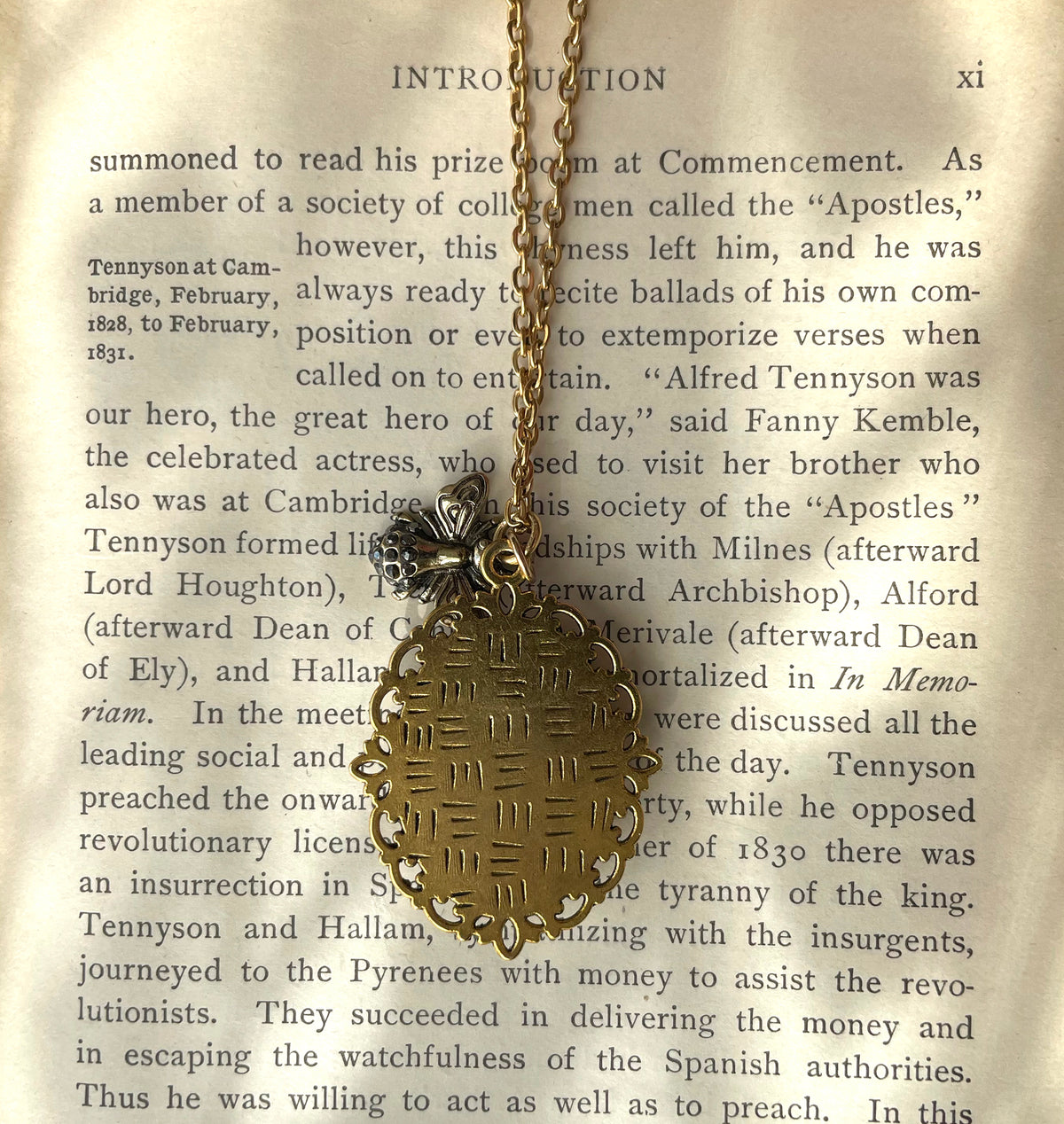 Shakespeare Pendant Necklace, Gold Necklace, Portrait Necklace, 20” gold chain