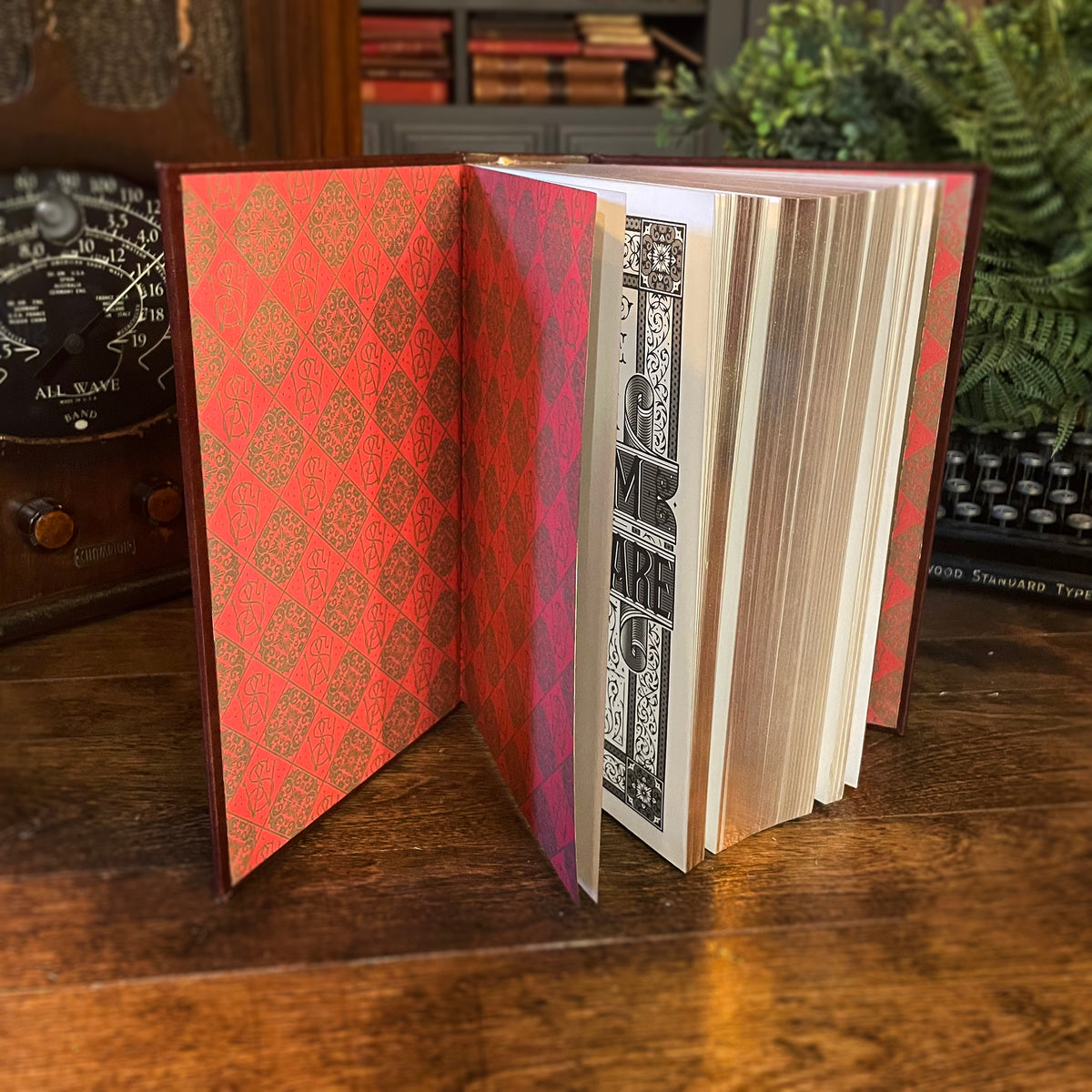 The Complete Works of William Shakespeare, Collectible Hardcover Classic, Bonded Leather with Gilded Pages and Ribbon Marker