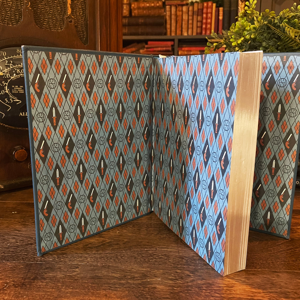 The Adventures of Sherlock Holmes, Collectible Hardcover Classic, Bonded Leather with Gilded Pages and Ribbon Marker