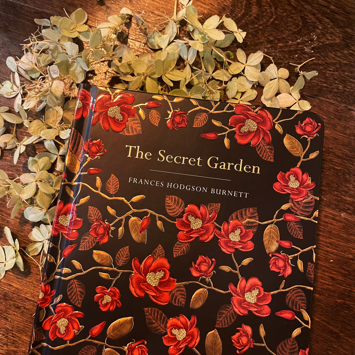 The Secret Garden, Chiltern Collectible Hardcover Classic, Bonded Leather Covers, Gilded Pages, and Ribbon Marker
