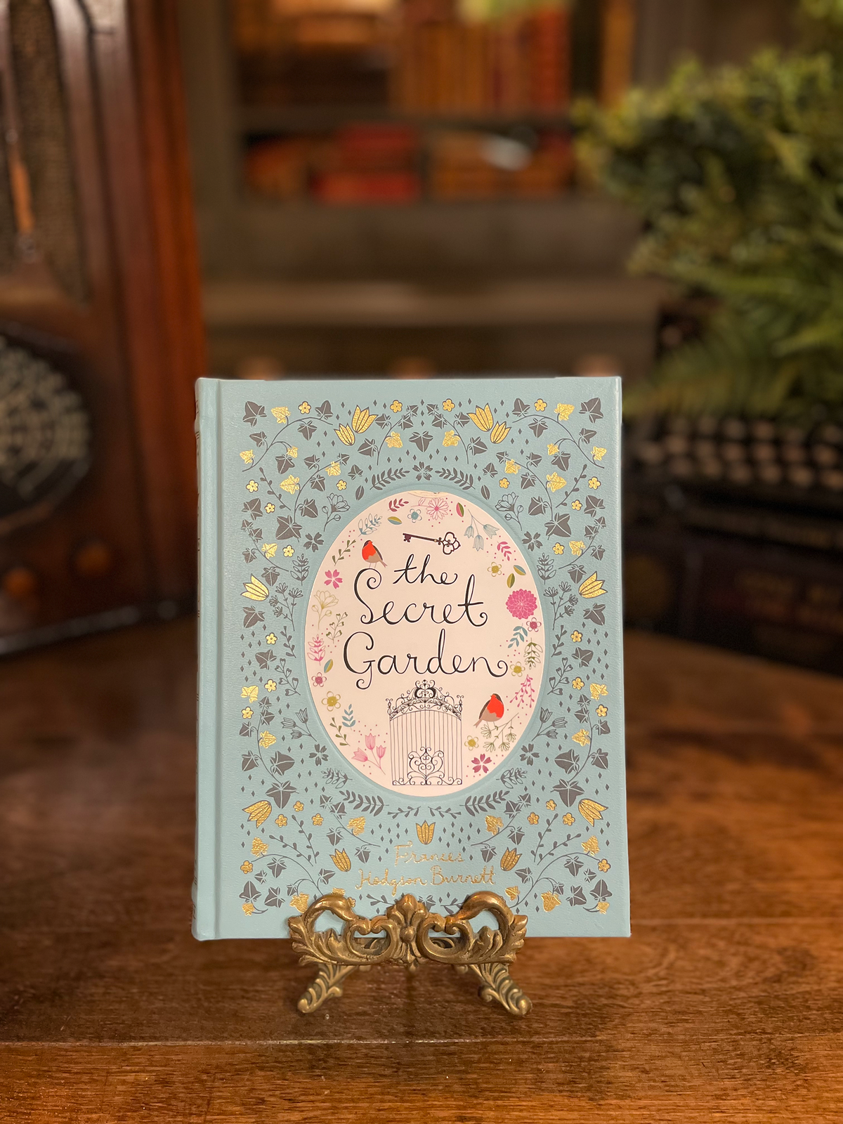The Secret Garden, Collectible Hardcover Classic, Bonded Leather with Classic Illustrations, Gilded Pages, and Ribbon Marker