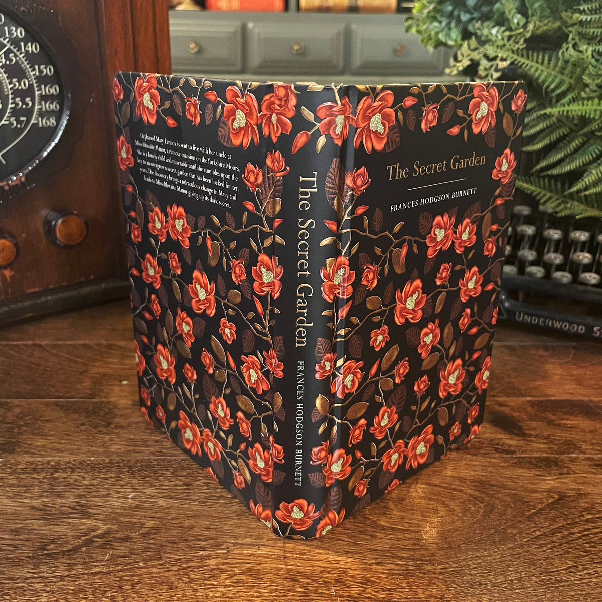 The Secret Garden, Chiltern Collectible Hardcover Classic, Bonded Leather Covers, Gilded Pages, and Ribbon Marker