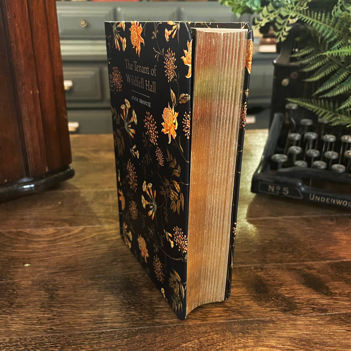 The Tenant of Wildfell Hall, Collectible Hardcover Classic, Bonded Leather Covers, Gilded Pages, and Ribbon Marker