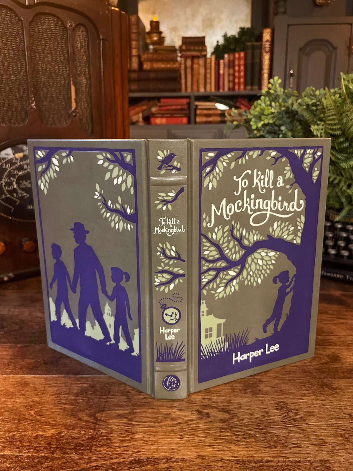 To Kill a Mockingbird, Harper Lee, Barnes & Noble, 2011