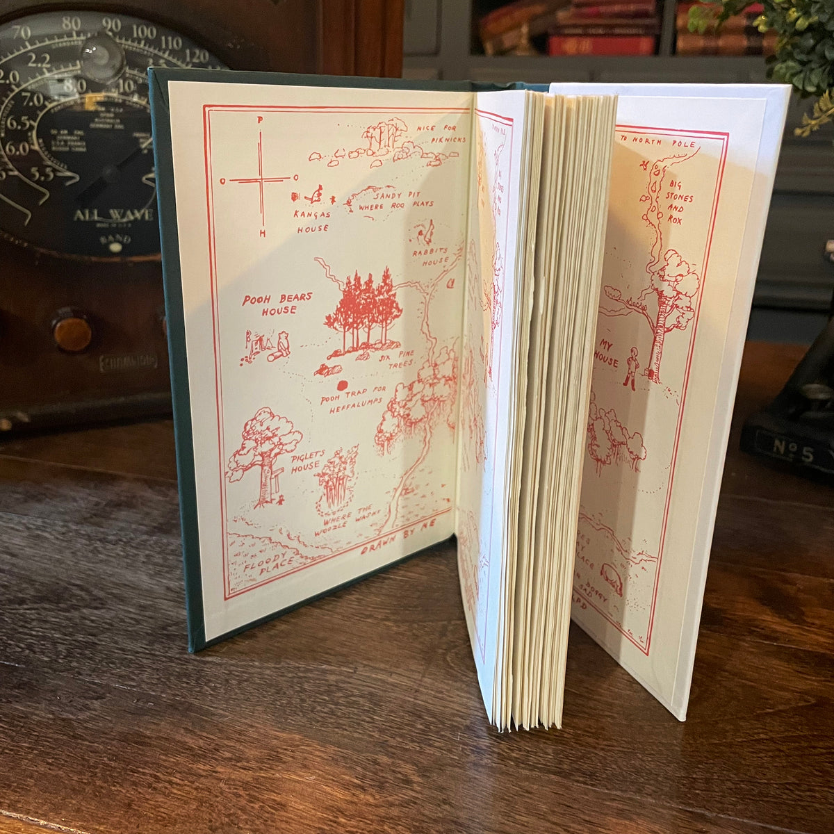 Winnie-the-Pooh, A. A. Milne, Gift Edition (Green)