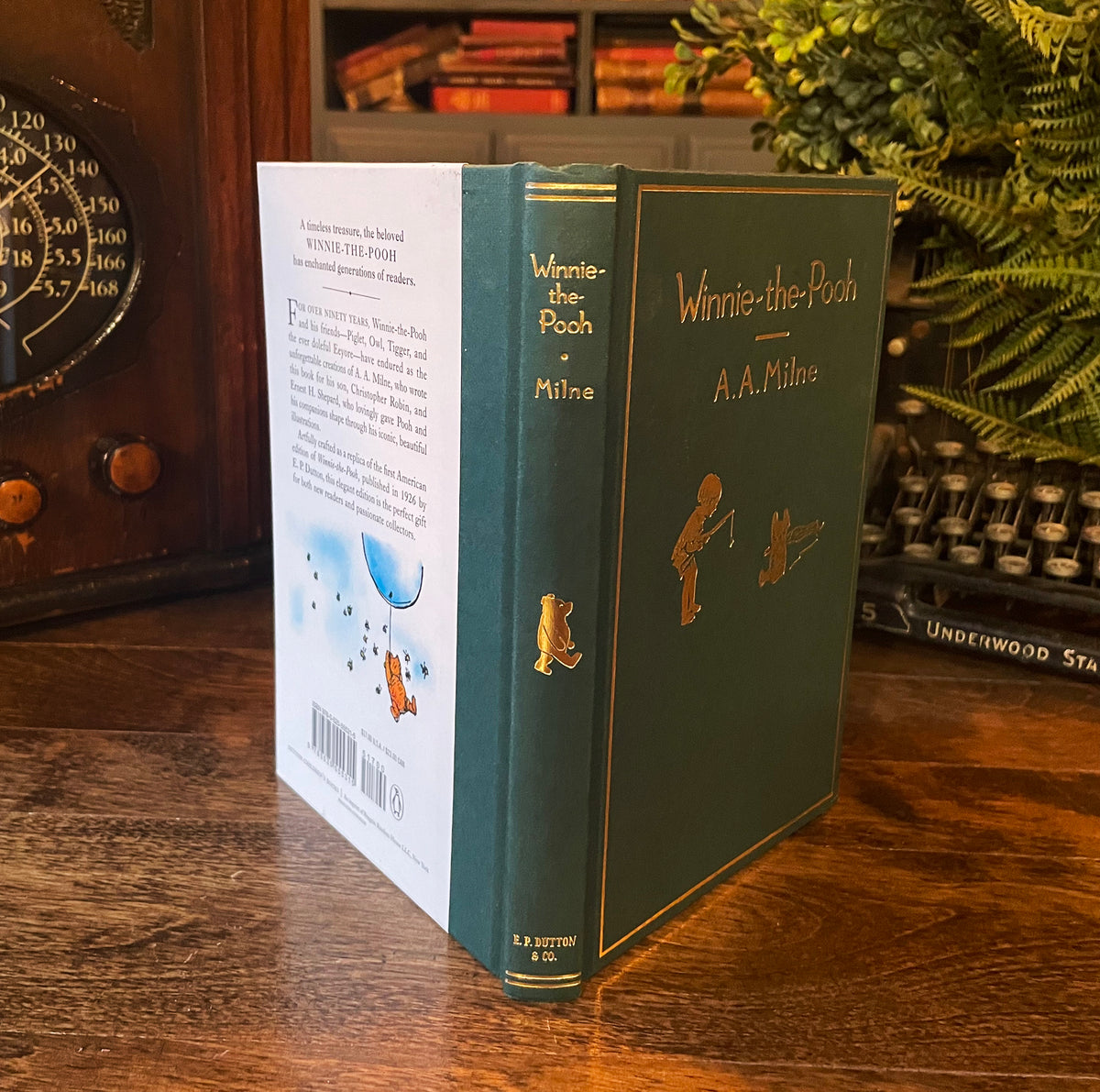 Winnie-the-Pooh, A. A. Milne, Gift Edition (Green)